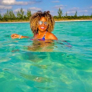 Meet your Posher, Emilie